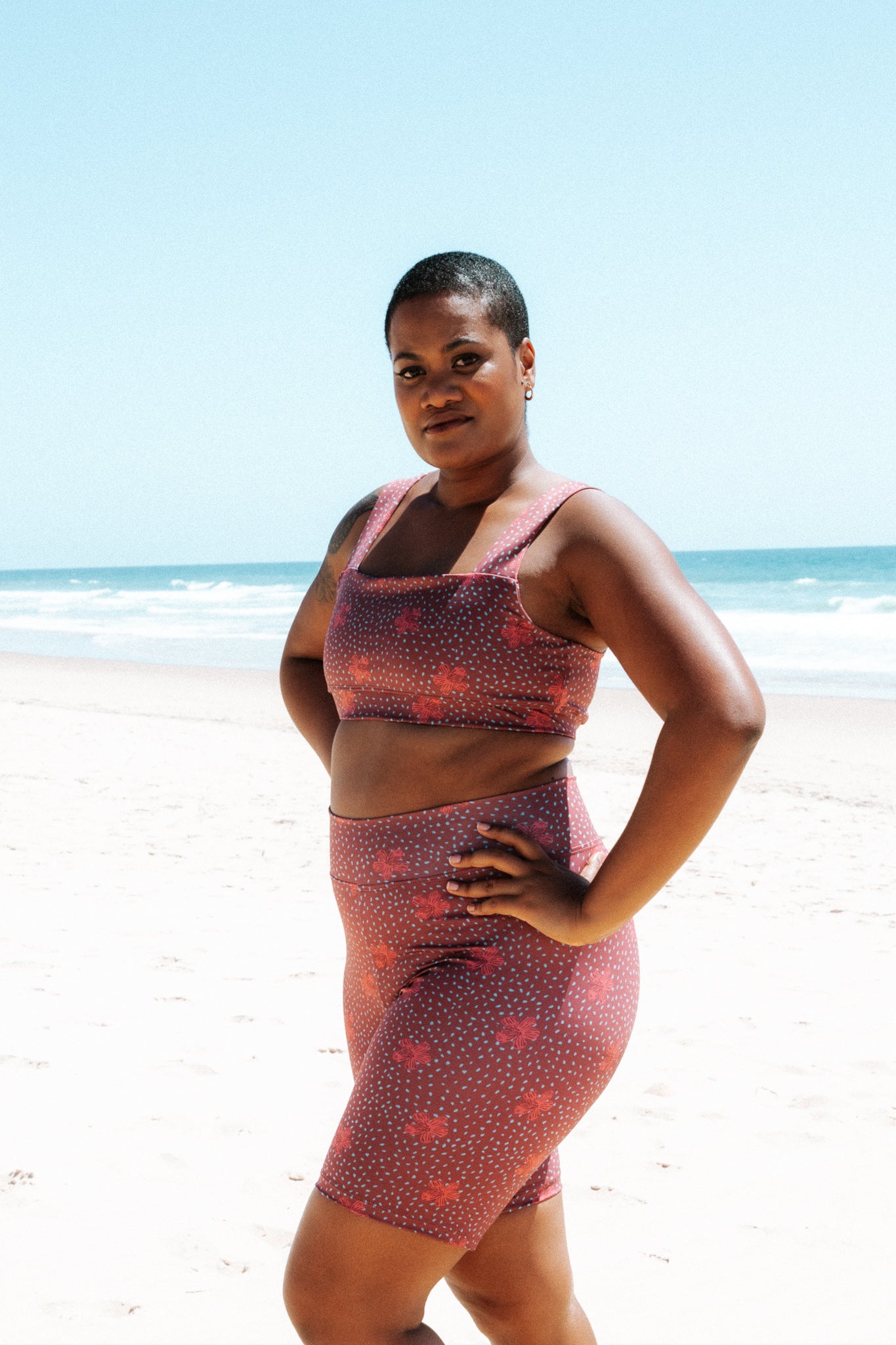 Athleisure Square Crop // Hibiscus
