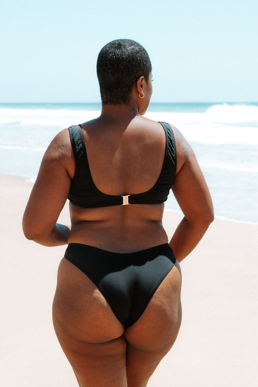 Emma Bottoms // Liquorice